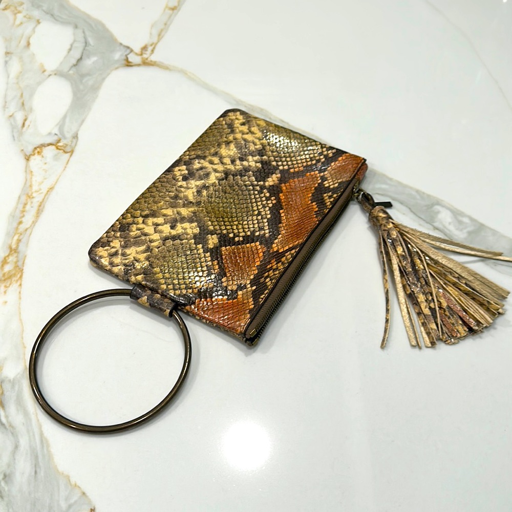 THACKER WRIST BAG